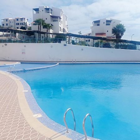 Studio hautte game avec piscine. Cabo Negro Extérieur photo