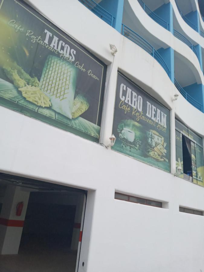 Studio hautte game avec piscine. Cabo Negro Extérieur photo